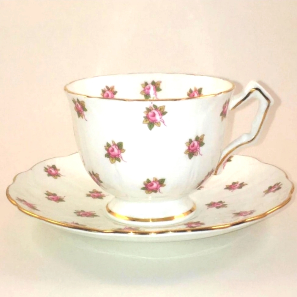 Aynsley China Rosedale Tea And Saucer Set